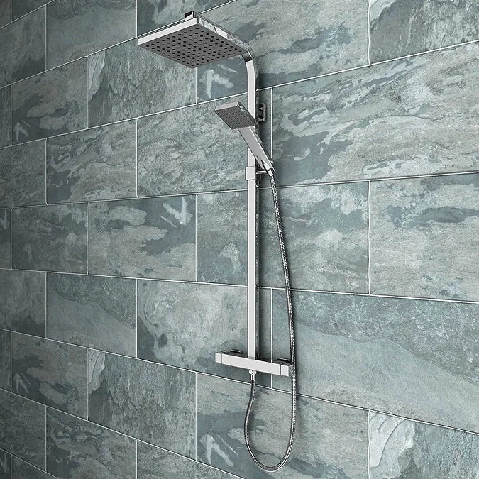 L Shaped 1700 Bathroom Package (Left Hand Bath)
