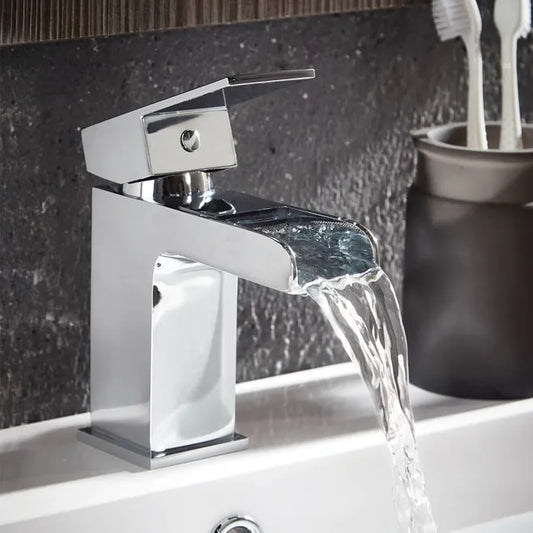 Modern Bathroom Suite